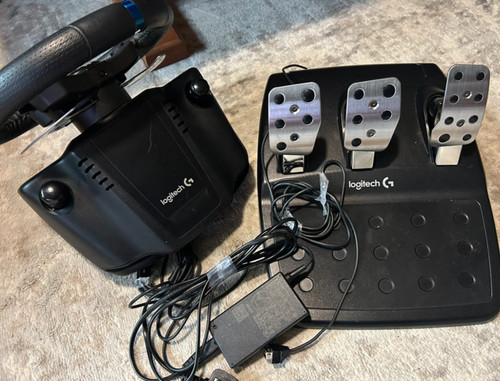 Logitech g29 driving force - logitech,
